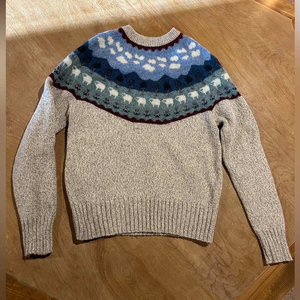 Vintage 1980’s Woolrich sweater. Sheep design. Size small.
